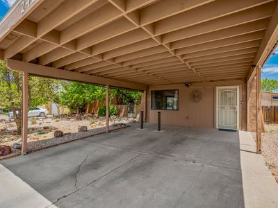 2413 Loma Verde