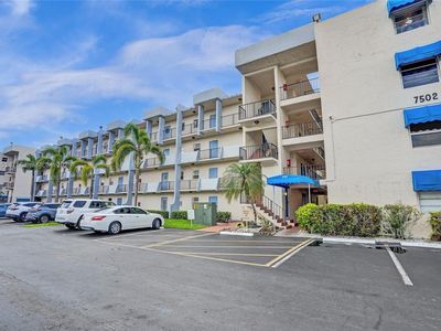 7502 NW 30th Pl APT 112