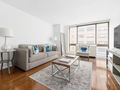 300 E 64th St APT 6E