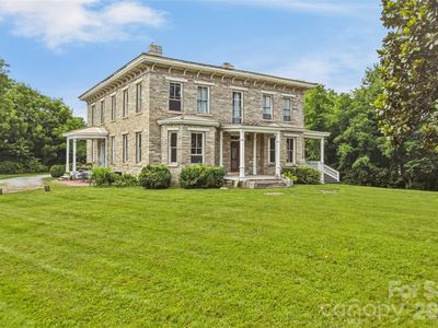 31 Meadows Blake House Ln
