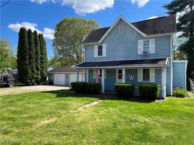 419 E Main St