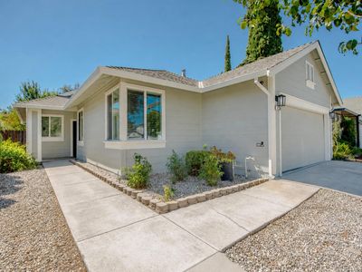 1220 Sun Valley Dr