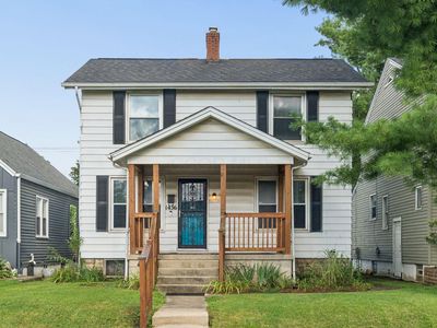 1436 S Champion Ave