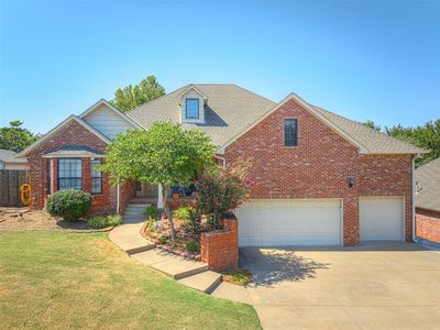 2601 Ashebriar Ln