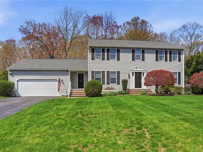 355 Larchwood Dr