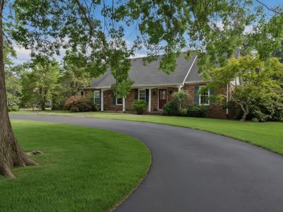 518 Drakesborough Dr