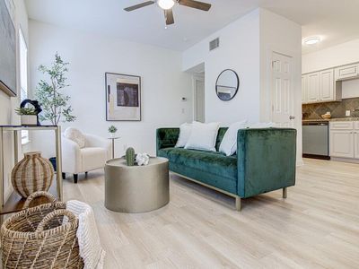 2106 Cullen Ave APT 208