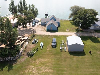 114 N Lake Dr
