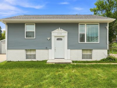 3025 29th Ave SW