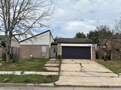 6354 Ivyknoll Dr