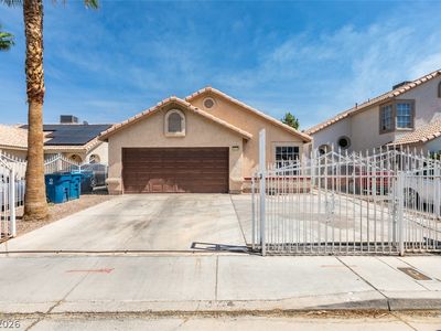5636 Fairlight Dr