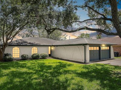 870 Silverpines Rd