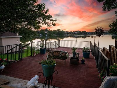 1303 Lakeshore Dr