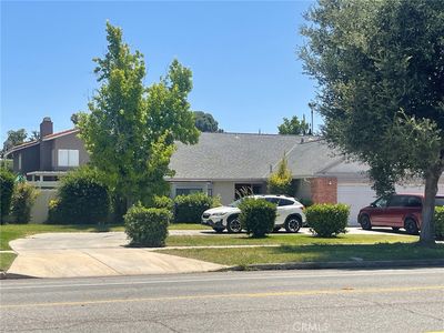 1229 W Olive Ave