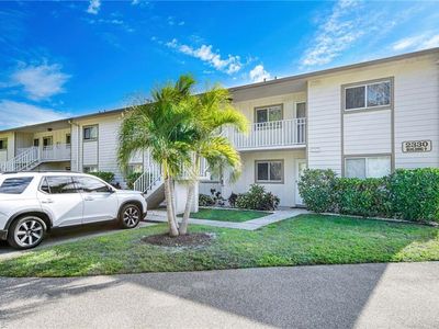 2330 Naples Trace Cir #9