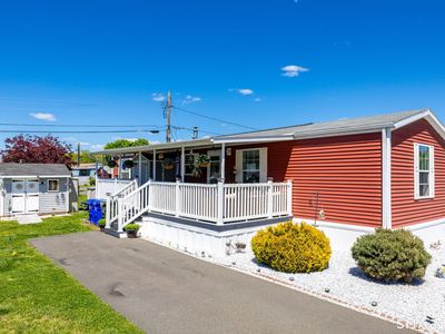 4 Apache Road