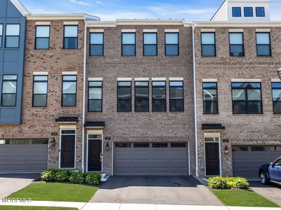 27 Linder Court