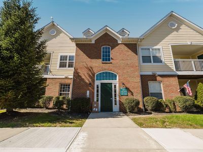 3833 Carberry Dr