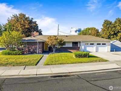 940 S Ironwood Drive