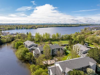 621 Riverine Dr APT 205