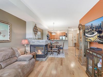 150 E Burnsville Pkwy APT 106