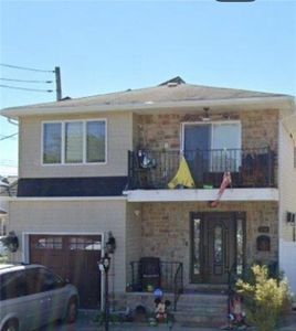 148 Hopkins Ave