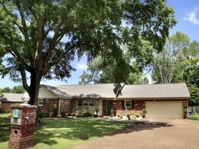 118 Creekwood Dr