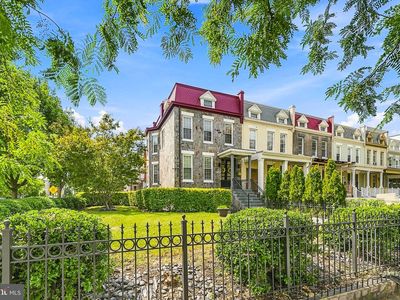 1125 K St NE