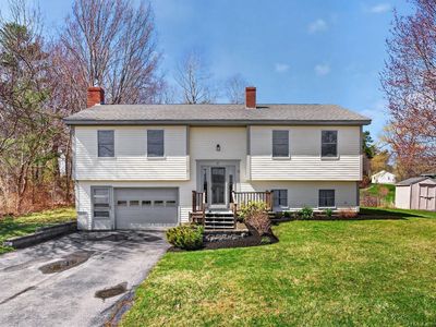 17 Webber Avenue