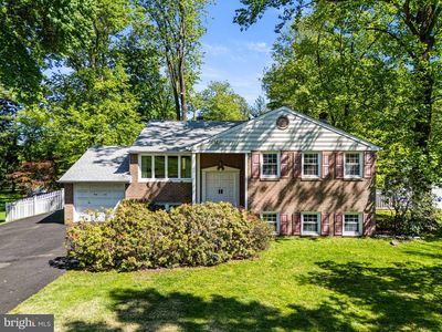 44 Hickory Dr