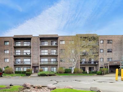 1400 N Elmhurst Rd APT 319