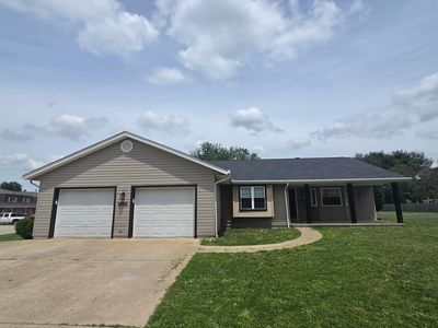 1607 Doaks Ln