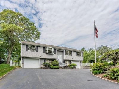 58 Brush Hill Rd