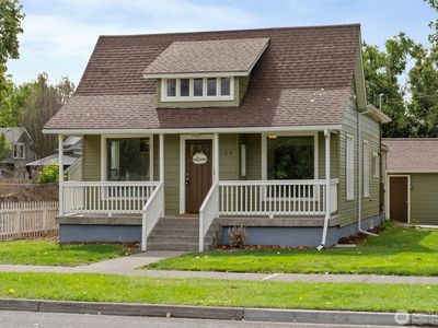 153 W Chestnut Street