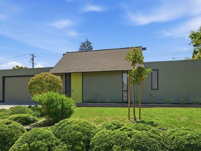 816 Lennox Ct