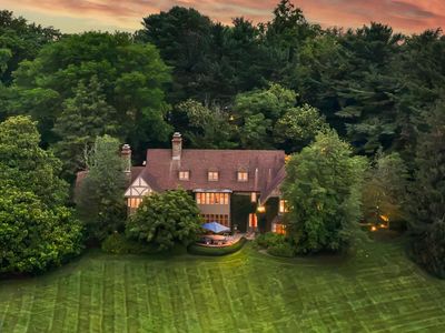 102 Cotswold Rd