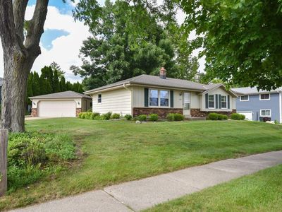 1520 Riverdale DRIVE