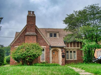 331 N 50th STREET