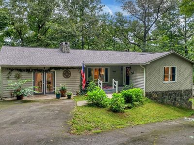 947 Cherry Log St