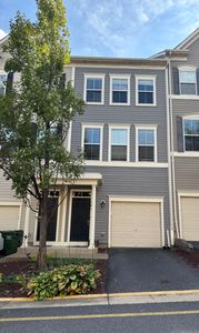 204 Shamrock Dr