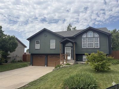 Property at 1402 Willow Dr, Greenwood, MO