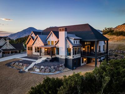 3247 S Mapleton Estates Dr