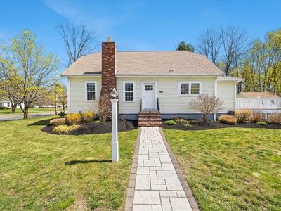 Property at 8 Hillside Ave, West Bridgewater, MA