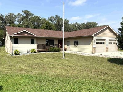 411 Tulip Ln