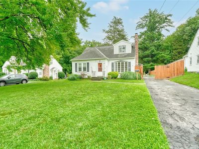 8 Wyncrest Dr