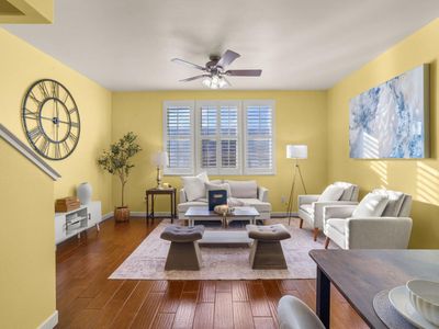 118 W Crystal Cove Ter