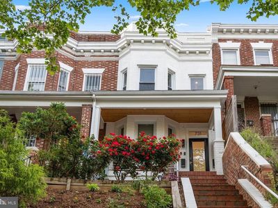 731 Fairmont St NW Floor 2