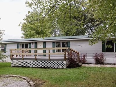 Property at 1843 Woodland Dr, Columbiana, OH