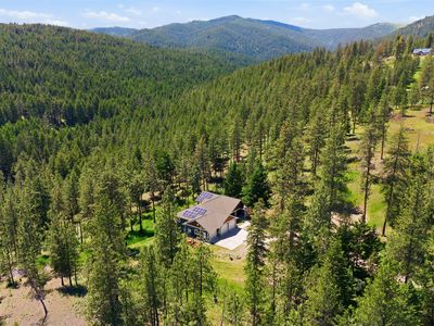 5088 Skyway Dr
