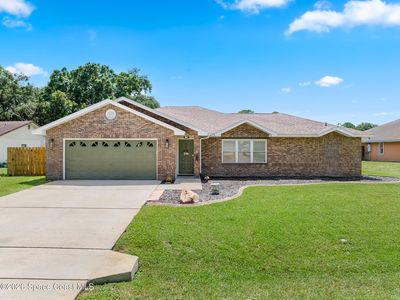 606 Seven Gables Cir SE